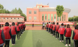横县云表镇福兴中学阅读区