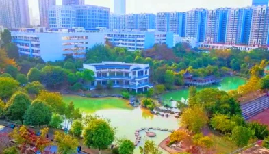 广西南宁市第二中学阅读区