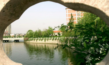 江苏省天一中学阅读区