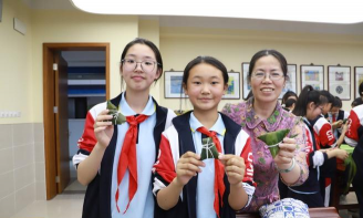 无锡市华庄中学阅读区