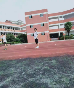江阴市石庄中学阅读区