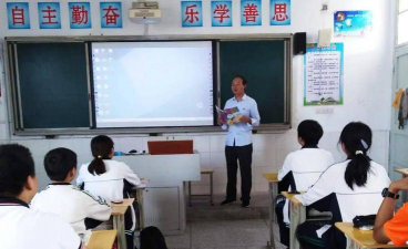 高邮市周山镇初级中学阅读区