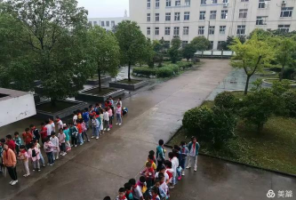 高邮市汤庄镇初级中学阅读区