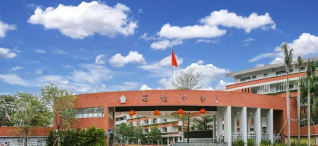 江都市周西中学阅读区