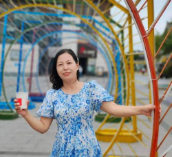 江都市张纲中学阅读区
