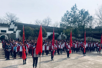 江都市砖桥中学阅读区