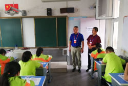 颍州区第十八中学阅读区