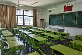 杨桥高级职业中学初中部阅读区
