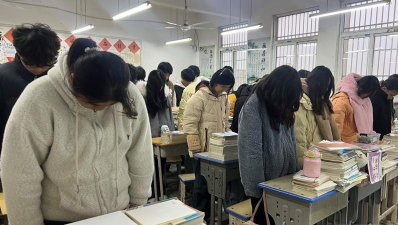 安徽省临泉县白庙中学阅读区