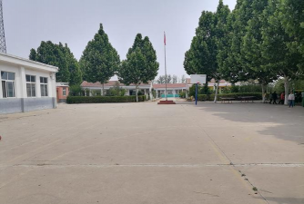 临泉县张营乡中心学校阅读区