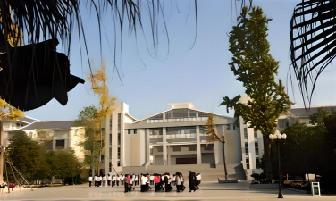 孝泉师范学校阅读区