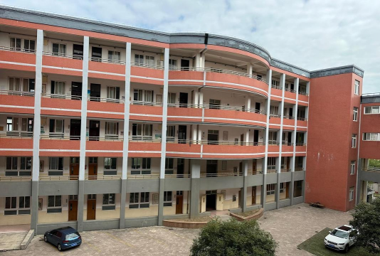 常熟市第五中学阅读区