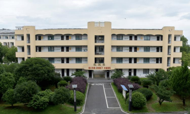 会埠初中阅读区