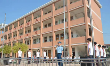 铜鼓县三都中学阅读区