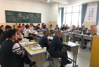 剑南初级中学阅读区