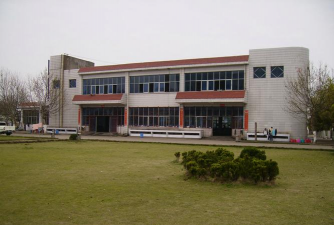 拖船蛟湖初级中学阅读区