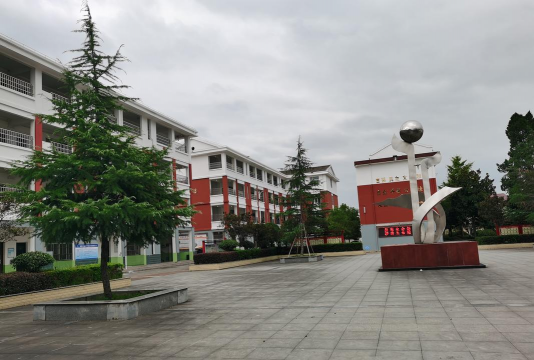 青阳县丁桥初中阅读区