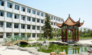 萍乡市芦溪中学阅读区