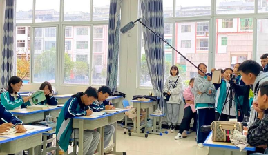 惠水县中等职业技术学校阅读区
