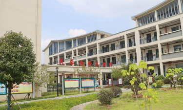 周口市芙蓉中学