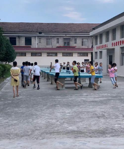 牛鼻滩镇中学