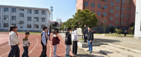 安乡县三岔河镇中学