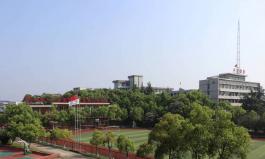 铁道部铜陵机车厂技工学校