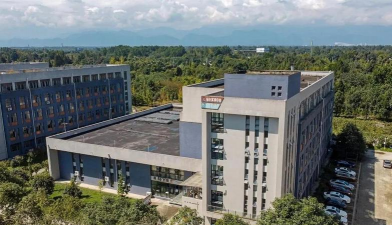 成都华盛航空港职业学校