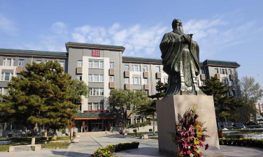 中国传媒大学