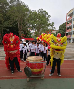 上林县白圩镇白圩初级中学