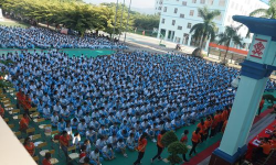 五指山市五指山中学