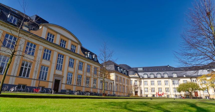 金贝尔纳特大学学院