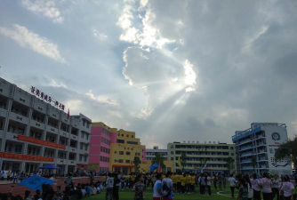 江南乡初级中学