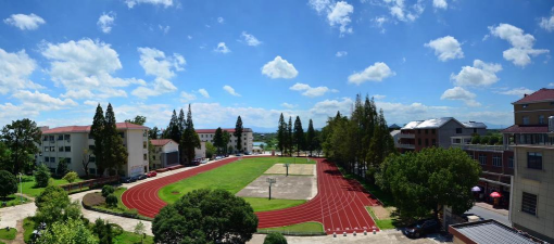 龙游县泽随初中