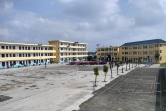 宝应县范水镇中心初级中学
