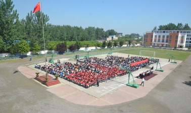颍州区三十里铺镇姜营中学
