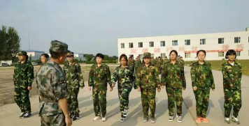 艾亭镇成才中学