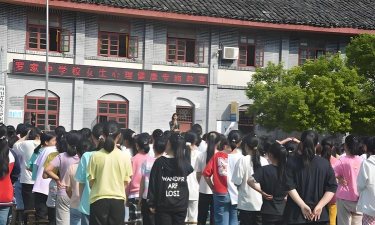 罗市初中