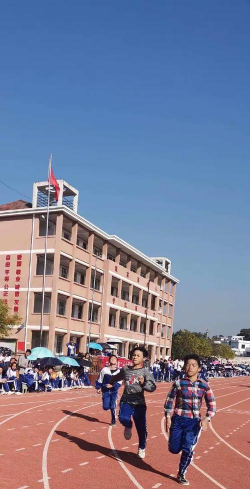 铜鼓县三都中学