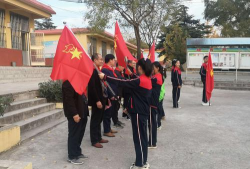 高湖初级中学