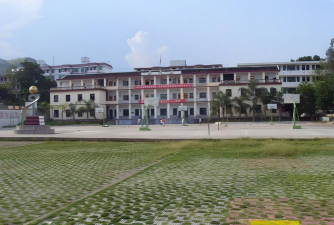 永定坎市中学