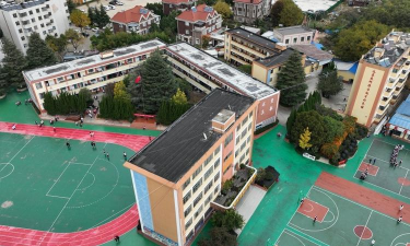 昆明育才实验中学
