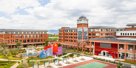 云南省沾益县珠江源学校