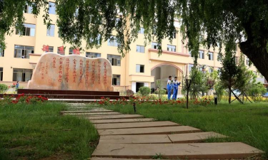 靖远县乌兰中学