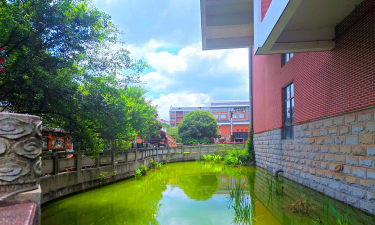 台北市立明德国中