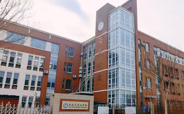 文县临江九年一贯制学校