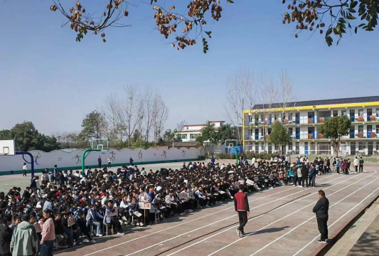礼县红河乡红河初级中学