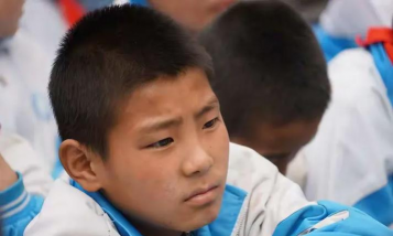 礼县罗坝乡初级中学