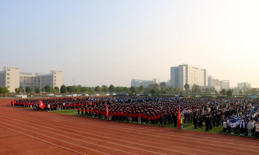襄樊市高级技工学校