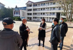 丽江市卫生学校